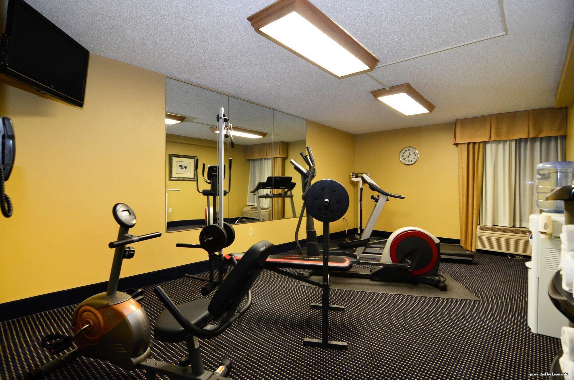 Jonesville Best Western Plus Yadkin Valley Inn & Suites מתקנים תמונה