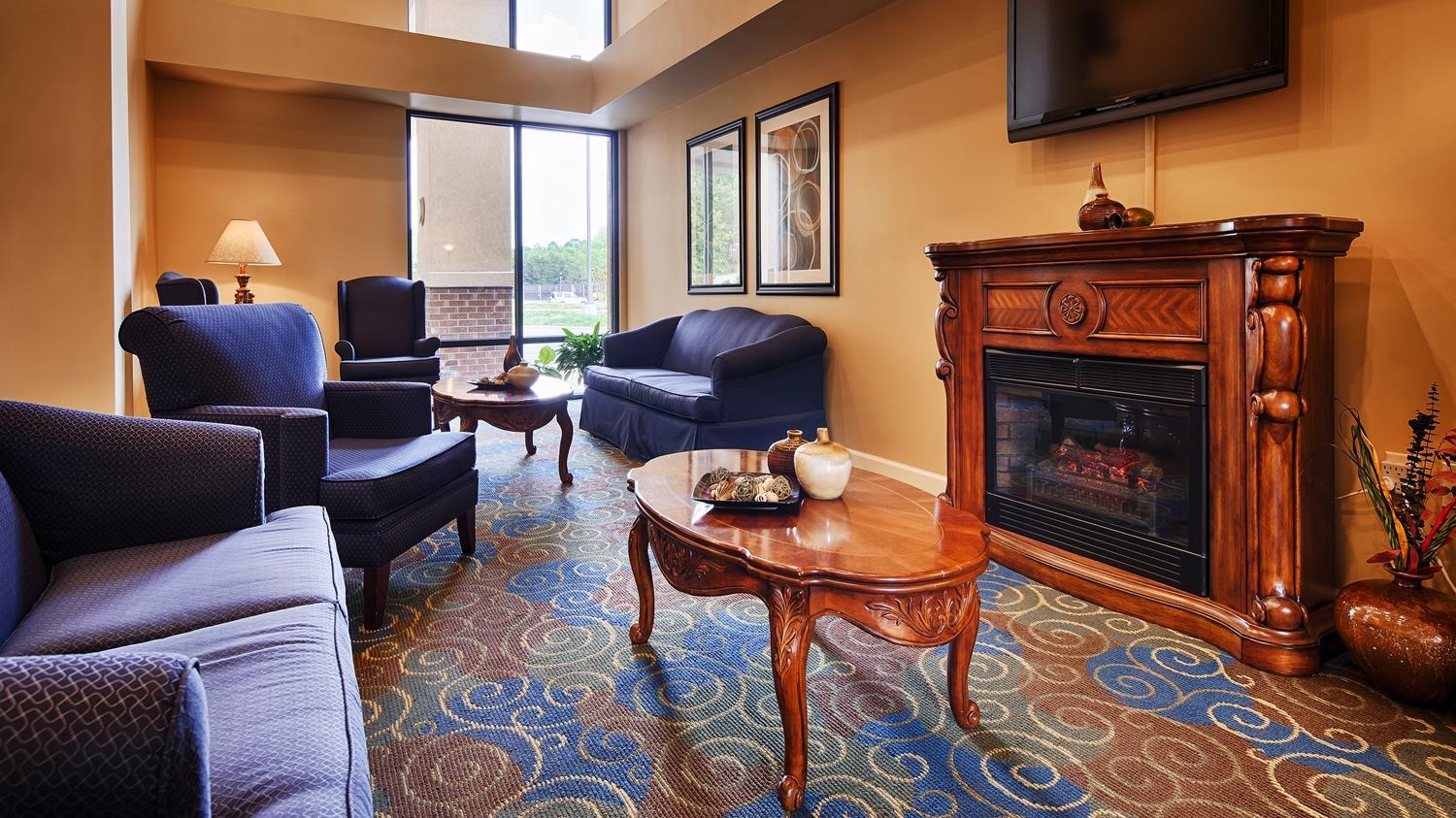 Jonesville Best Western Plus Yadkin Valley Inn & Suites מראה חיצוני תמונה