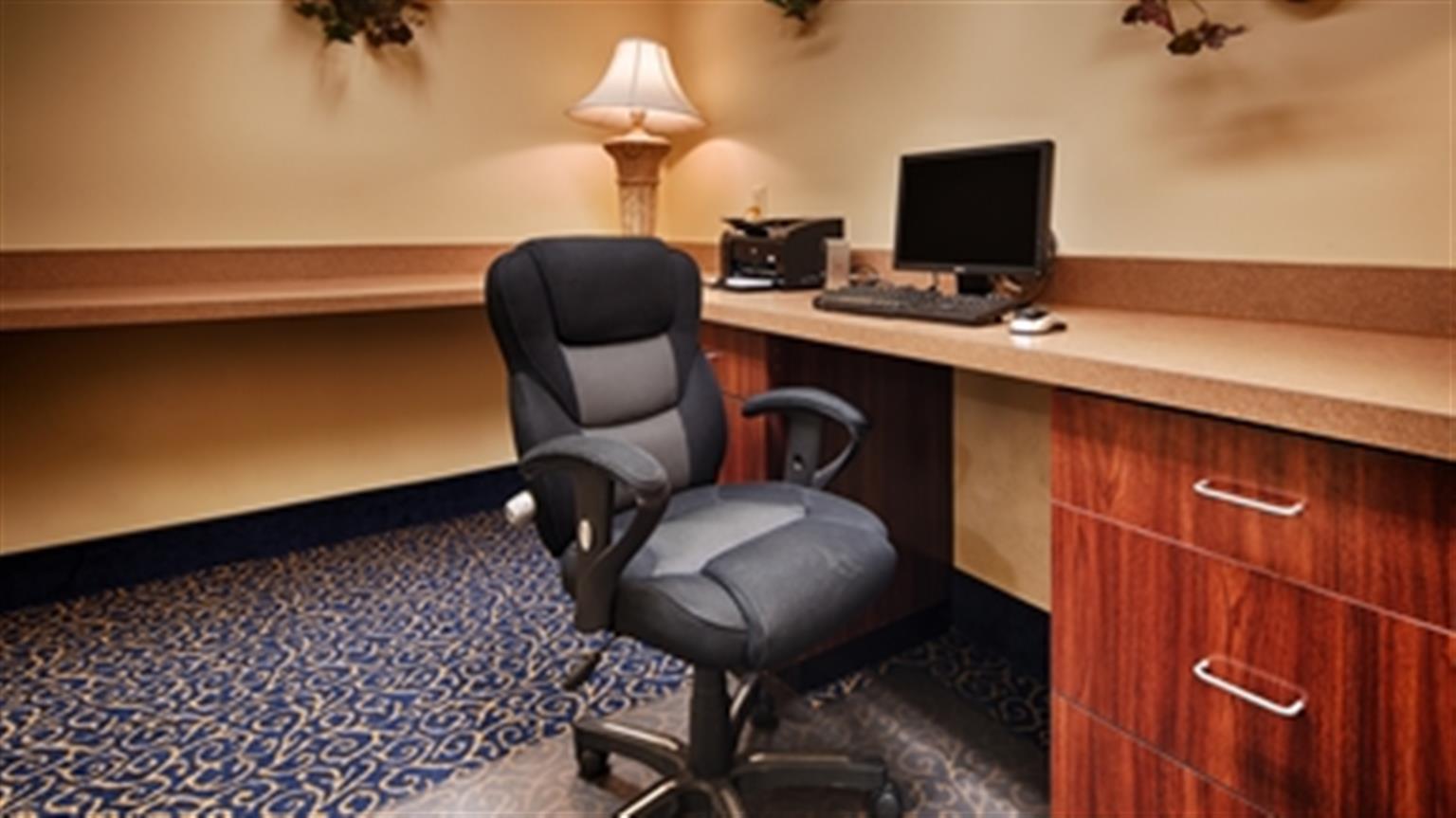 Jonesville Best Western Plus Yadkin Valley Inn & Suites מראה חיצוני תמונה