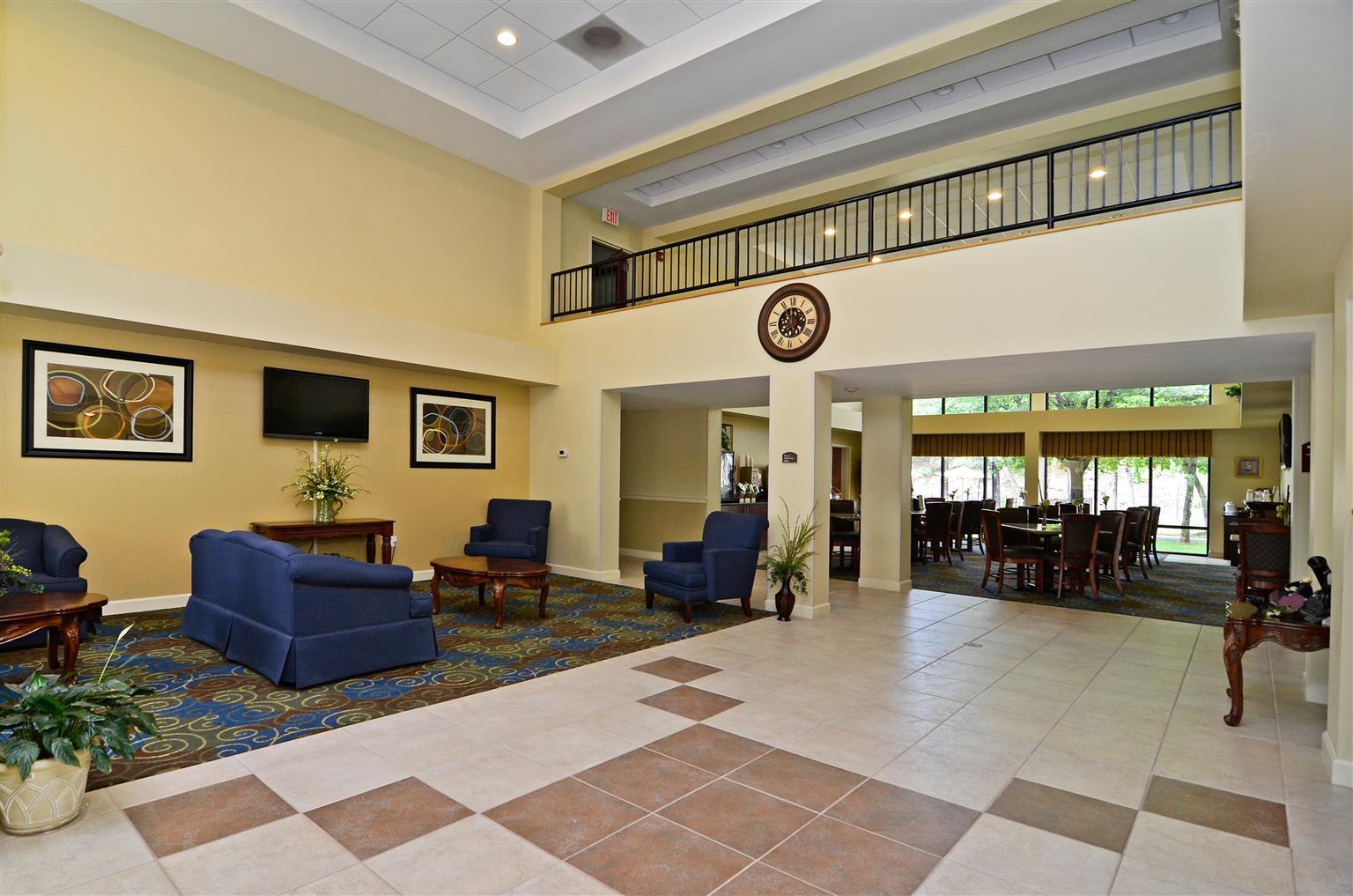 Jonesville Best Western Plus Yadkin Valley Inn & Suites מראה פנימי תמונה