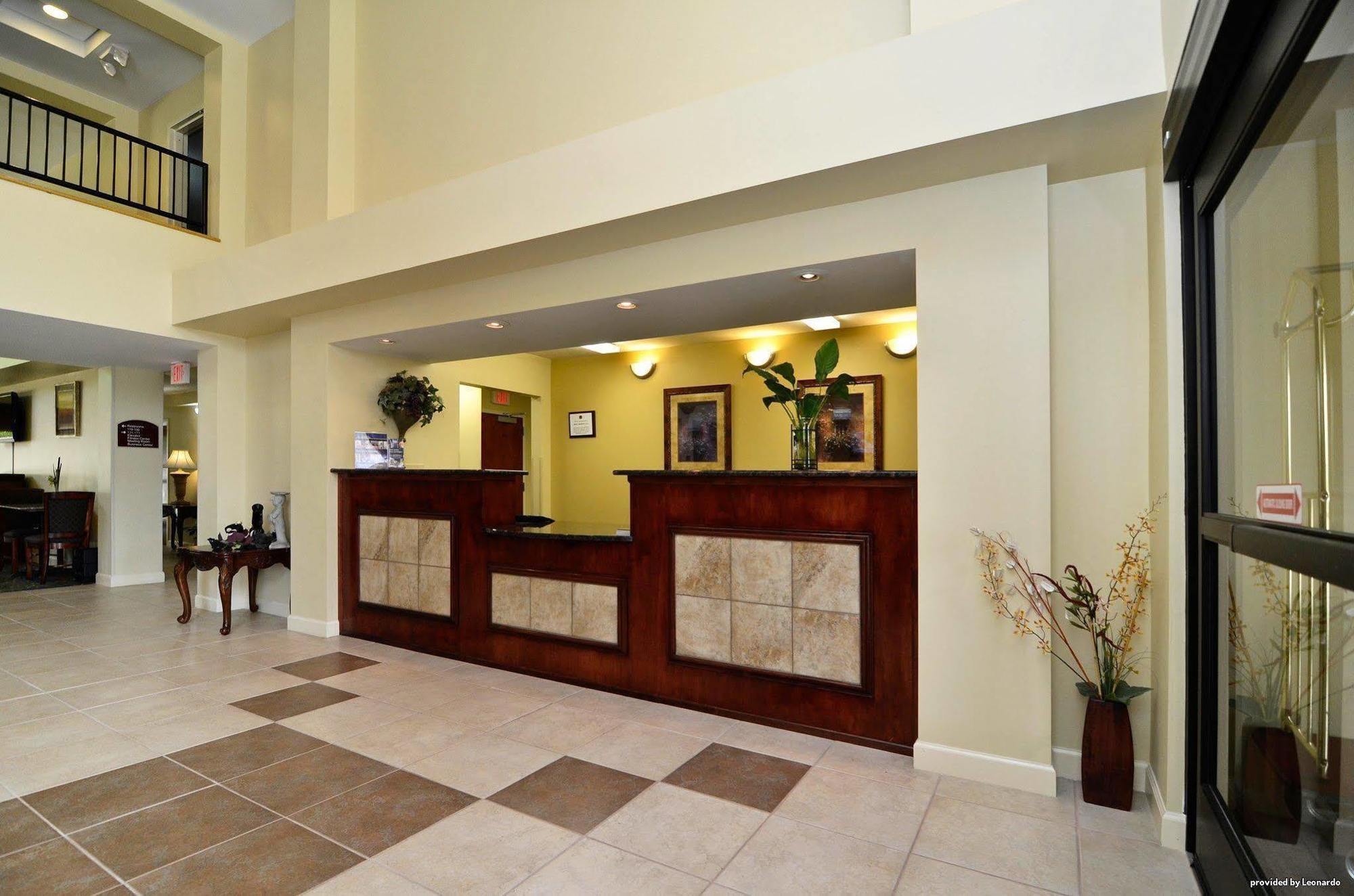 Jonesville Best Western Plus Yadkin Valley Inn & Suites מראה פנימי תמונה