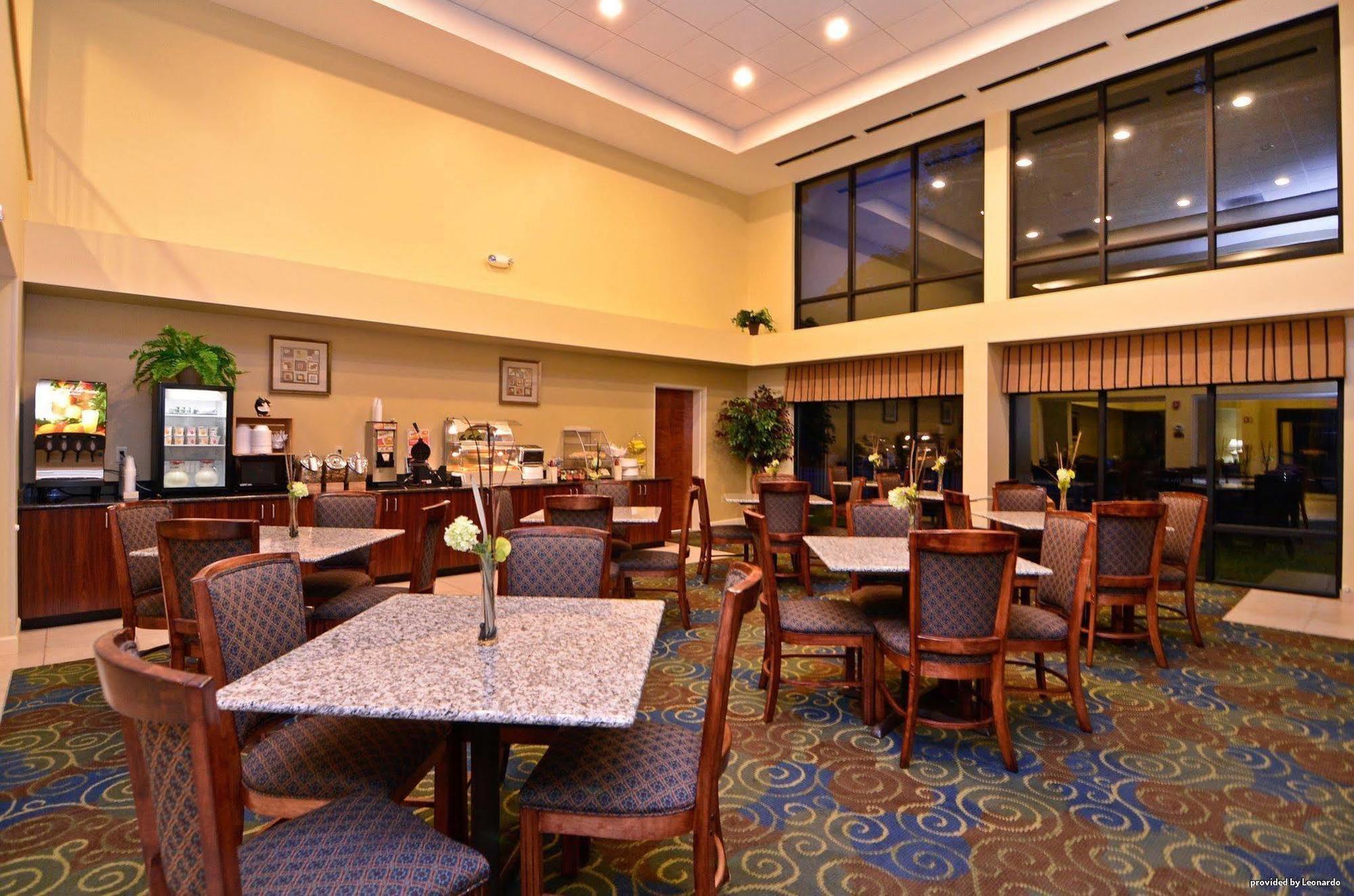 Jonesville Best Western Plus Yadkin Valley Inn & Suites מסעדה תמונה